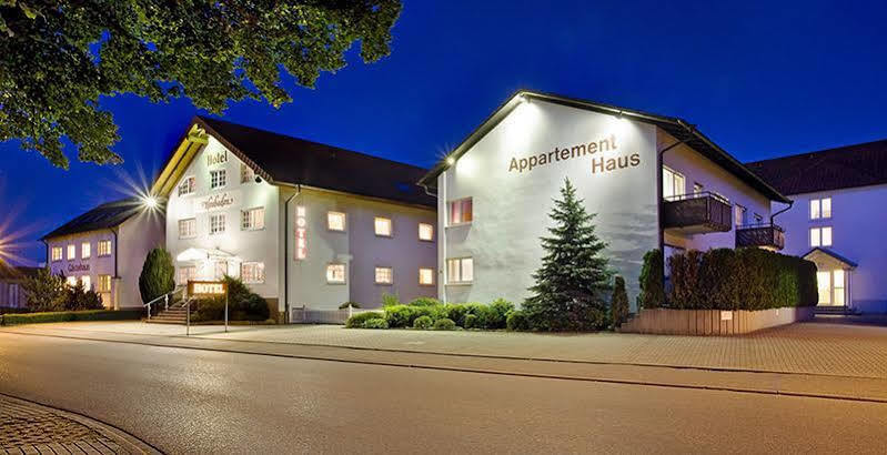Hotel Heuboden Umkirch Exterior photo